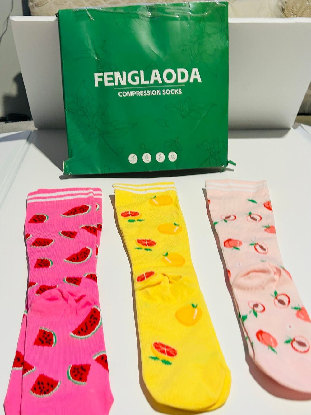 FENGLAODA - Unisex Compression Socks For
Circulation Support 6 Pairs /Size -S/M